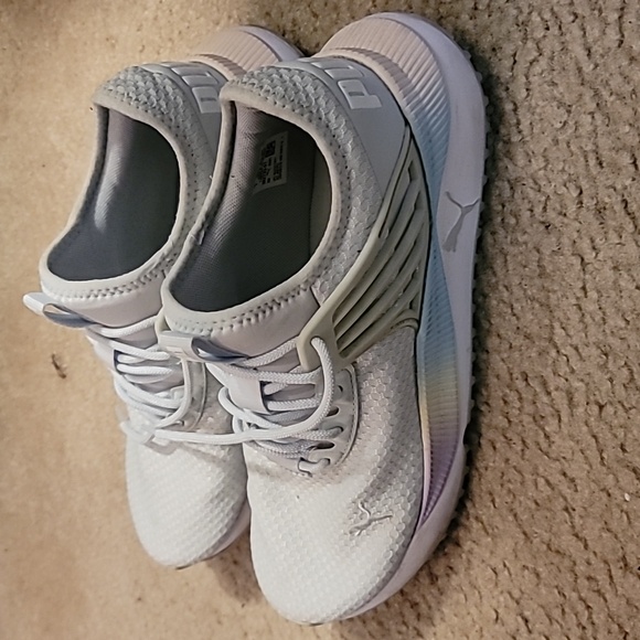 PUMAS - Picture 4 of 16